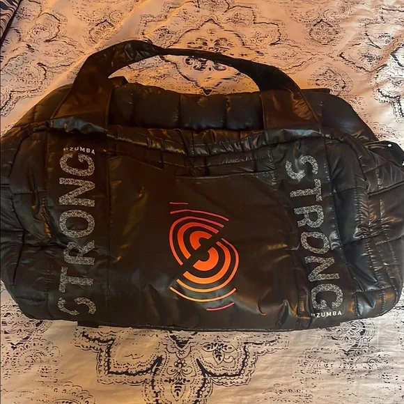 Strong by Zumba Fitness Black Quilted Duffel Bag - NWT - Picture 3 of 9